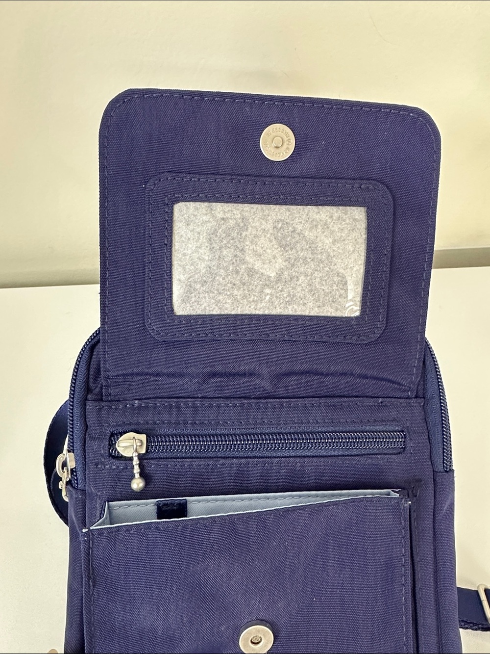 Baggallini Bag Crossbody Blue Purse RFID Nylon Polyester Zippered Pockets - Picture 3 of 10